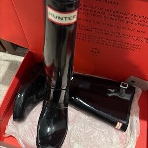 Hunter Glossy Black Tall Boots Women’s Size 8